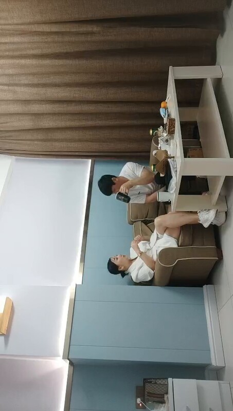 爱情丶故事网聊良家人妻约过来操逼白色西装御姐无毛扶着大屁股后入